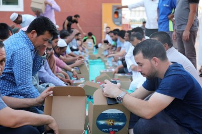 Fakih IVF Rolls Out Community Outreach Projects during Month of Ramadan
