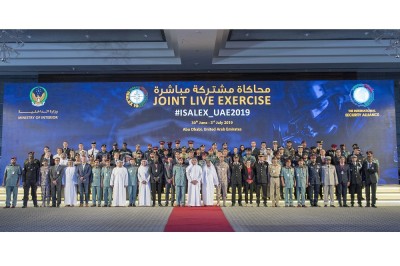 Saif bin Zayed Attends the Conclusion of ISALEX19 Exercise