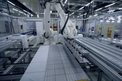 Adani Green Energy Wins the World’s Largest Solar Award; Leapfrogs Towards Goal of 25 GW of Installed Capacity by 2025