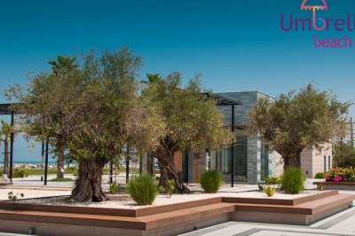 مشروع شاطئ المظلات يضع الفجيرة على خارطة السياحة العالمية