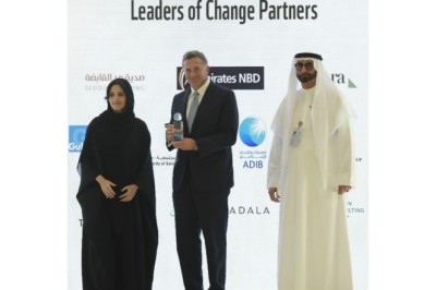 Gulftainer picks up the Emirates Nature-WWF ‘Leaders of Change’ award for their pioneering role in sustainability and environment