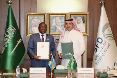 Saudi Fund for Development signs a $10 million loan agreement to construct business incubation centers in the Bahamas