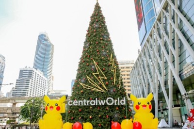 Central World Bangkok Shopping Center Lights Up for Global Festive Joy Today!