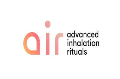 من المتوقع أن يشهد الطلب على الشيشة ارتفاعًا غير مسبوق، إذ تتوقع نحو 90% من مراكز الضيافة في دولة الإمارات نموًا وشيكًا في هذا الشأن